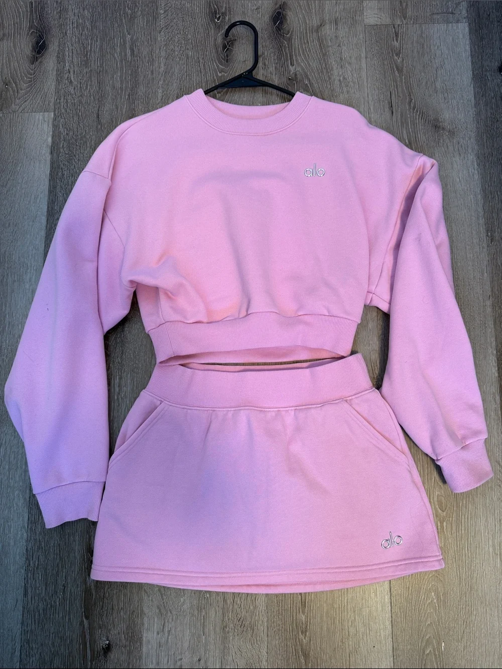 Alo Cropped Sweatshirt & Skort Set in Candy Heart Pink